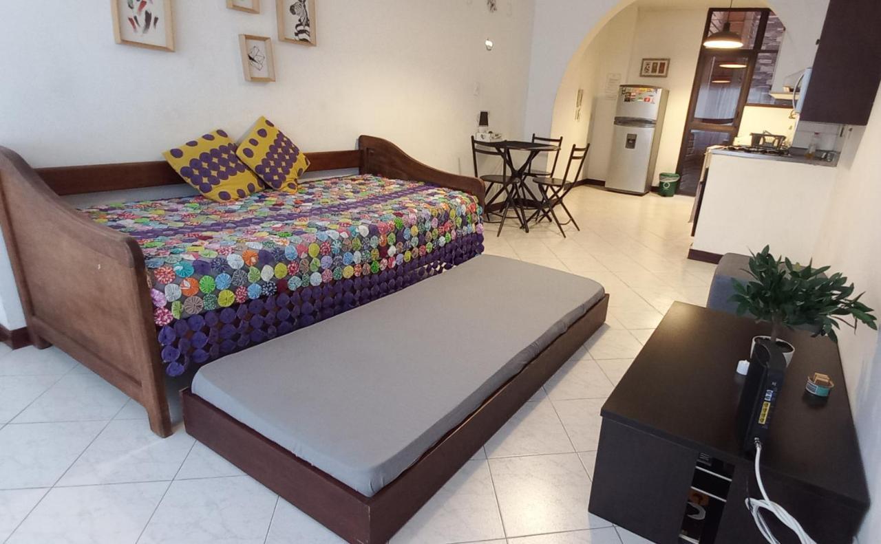 Apto Idoneo Para Descansar Muy Central En El Poblado Apartamento Medellín Exterior foto