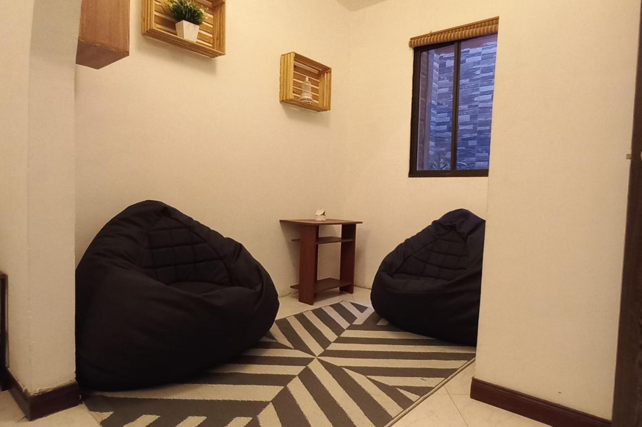 Apto Idoneo Para Descansar Muy Central En El Poblado Apartamento Medellín Exterior foto
